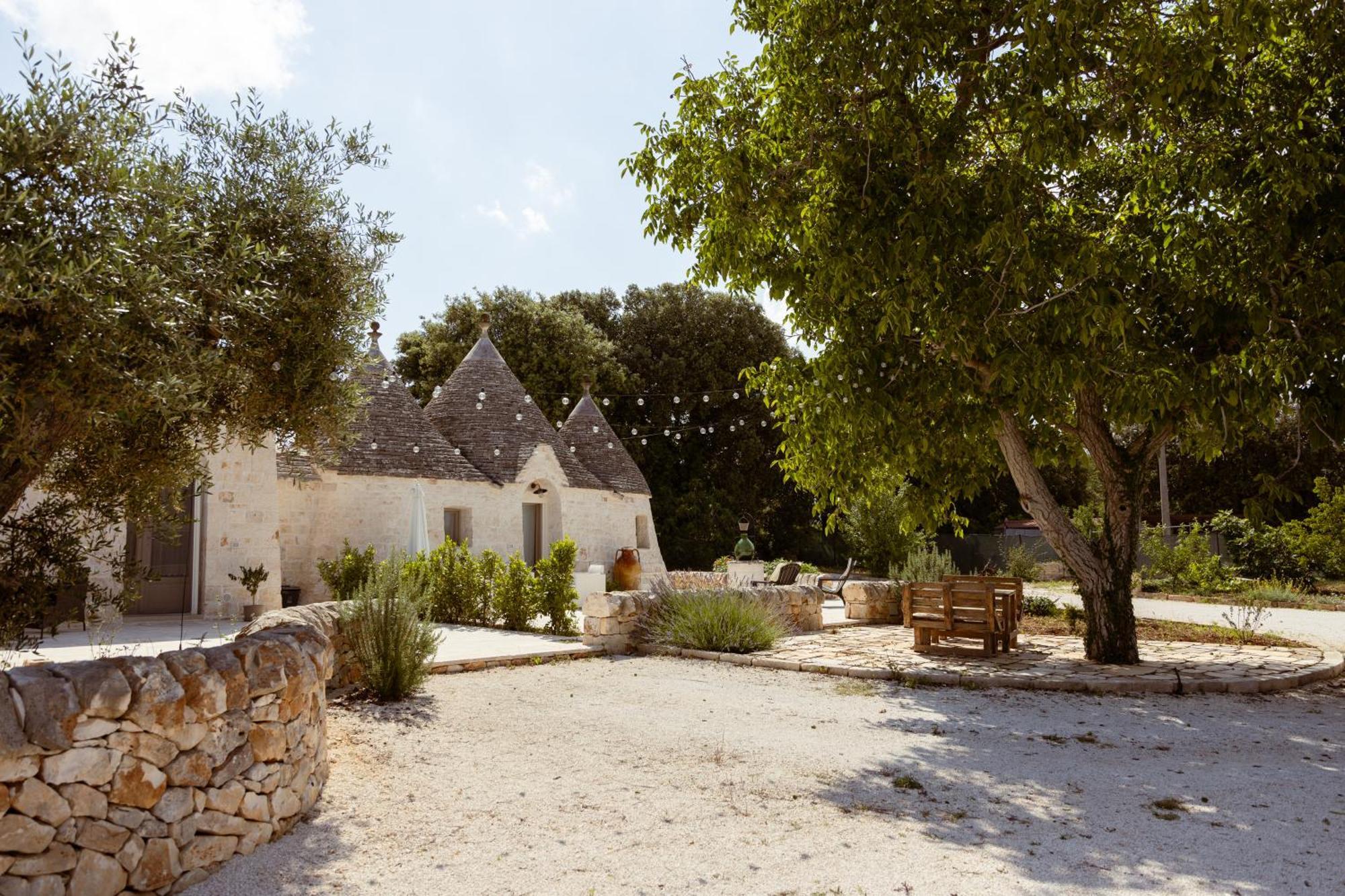 Il Trullo Di Pozzallegro Locorotondo Exterior photo